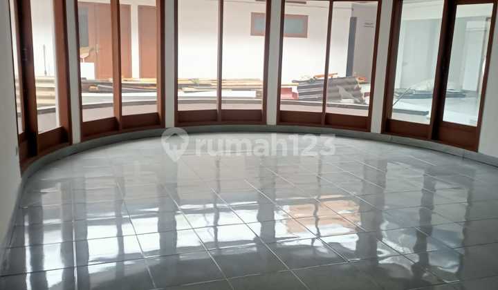 For Rent: Commercial Space in Downtown Bandung, Dago Main Road. Ideal for Bank Office, Cafe, Showroom. Close to Bip Mall, ITB Campus, Bromeus Hospital, Factory Outlet, Unpad Campus, Unikom Campus, McDonald's Dago Intersection. For Rent: Commercial Space in Downtown Bandung, Dago Main Road. Ideal for Bank Office, Cafe, Showroom. Close to Bip Mall, ITB Campus, Bromeus Hospital, Factory Outlet, Unpad Campus, Unikom Campus, McDonald's Dago Intersection.