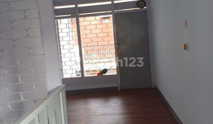 Dijual Rumah Cantik Ful Renovasi Area Kembar Mohamad Toha