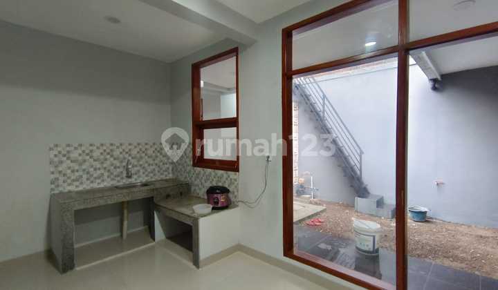Jual Rumah Cantik Siap Huni Natadeendah Dekat Taman Kopo Indah Bandung 1