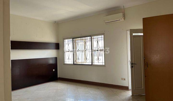 Disewakan Rumah Di Jl Macan  1