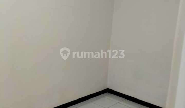 For Sale: House in Taman Kopo Indah Greenville 2