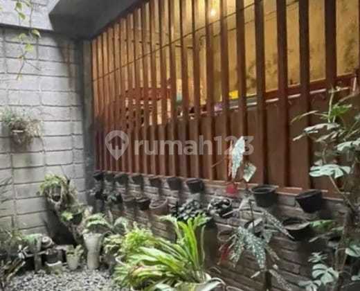 Jual Rumah Lux di Ciumbuleuit