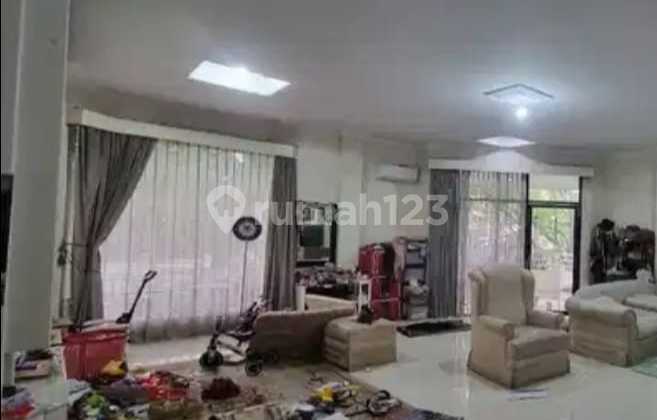 Dijual Rumah + Ruko di Moch Toha Dijual Rumah + Ruko di Moch Toha