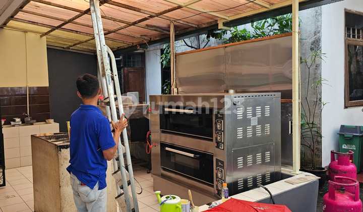 Strategic and Lucky Shop House for Sale in the Kurdi Area