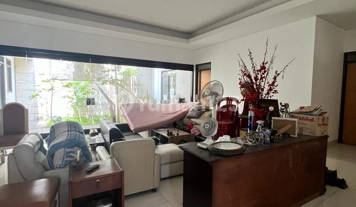 Disewakan Rumah Posisi Sayap di Daerah Pajajaran 2