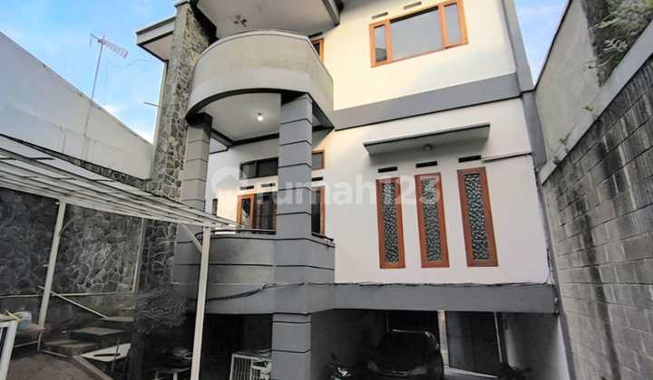 For Sale Active Boarding Houses in Babakan Jeruk Area. 2