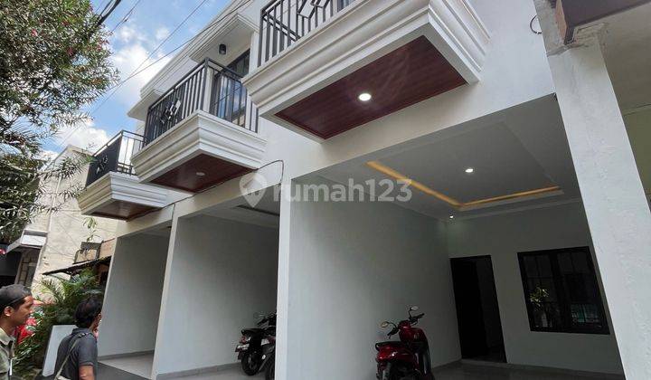 Rumah 2 Lantai Siap Huni Ciracas Jakarta Timur SHM 1
