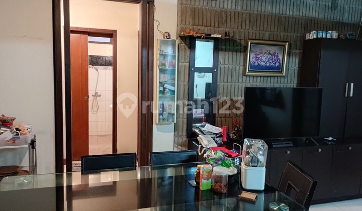 rumah cigadung komplek dosen unpad I dekat itb