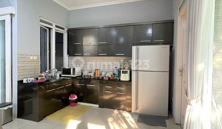 Luxury House in Batununggal, Very Affordable Price 2