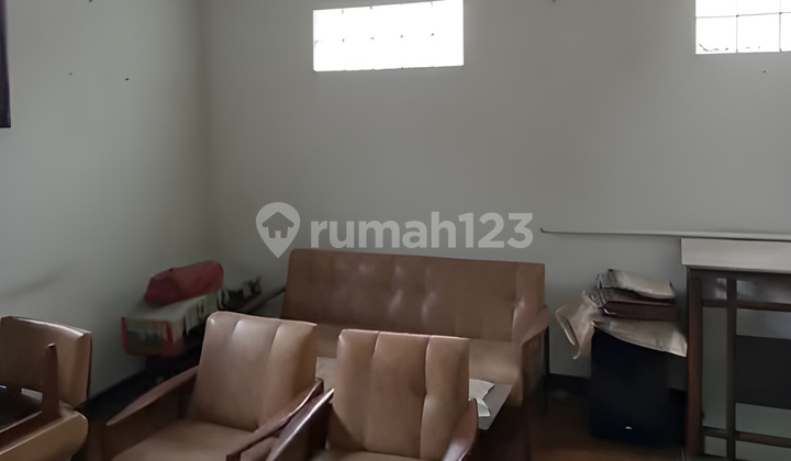 Ready-to-Use Shop House in Kebon Jati Bandung 1