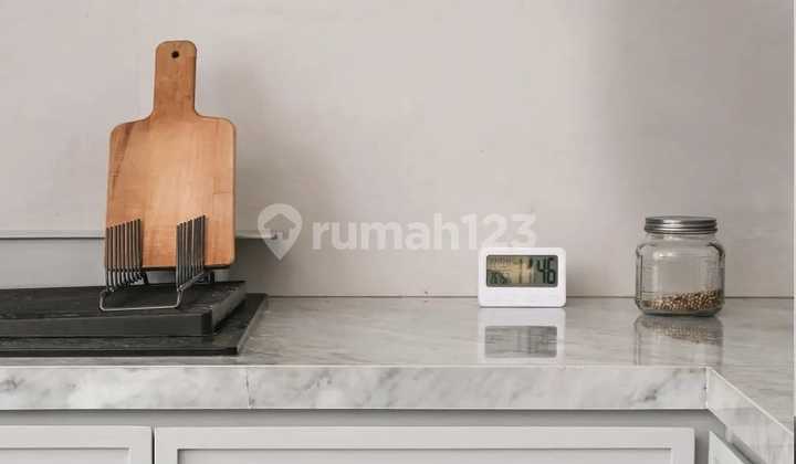 Rumah Semi Furnish Terawat Siap Huni di Antapani 2