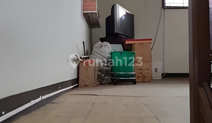 Ready-to-Use Shop House in Kebon Jati Bandung 2