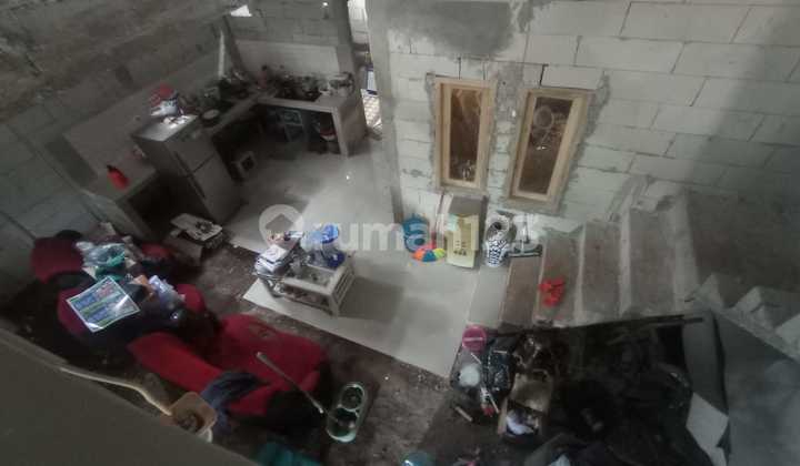 Rumah 2 Lantai di Komplek Seke Peer Indah 2
