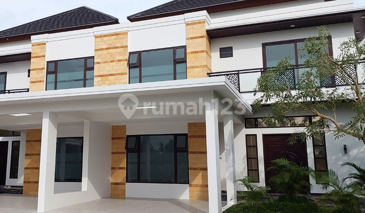 Rumah Mewah 2 Lantai Terbaik di Kota Pekanbaru Type 315 Cocok untuk Keluarga Besar Anda