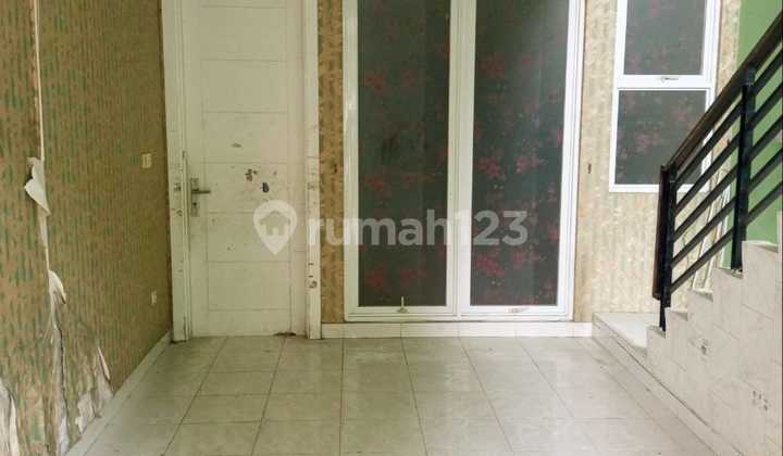 Summarecon Bekasi, Palm Cluster, In Front of Club House, 2 Bedrooms For Rent 2