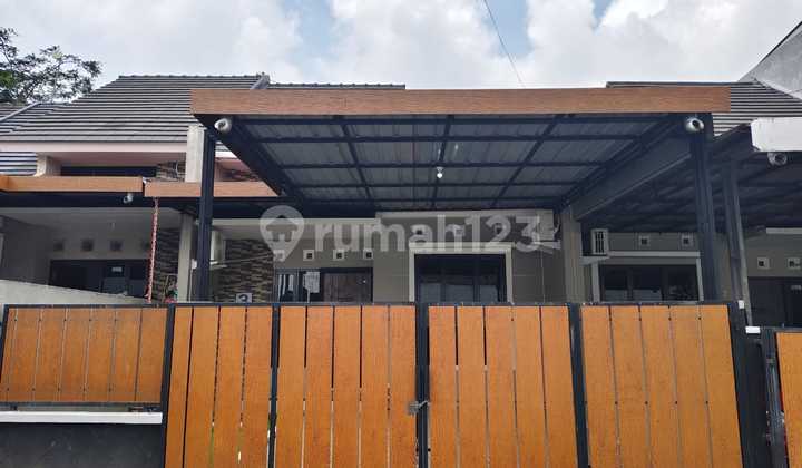 Rumah Semi Furnished SHM di Banyumanik Semarang 1