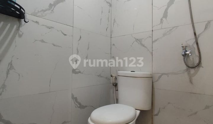 Rumah Bagus Semi Furnished SHM di Semarang Timur 2