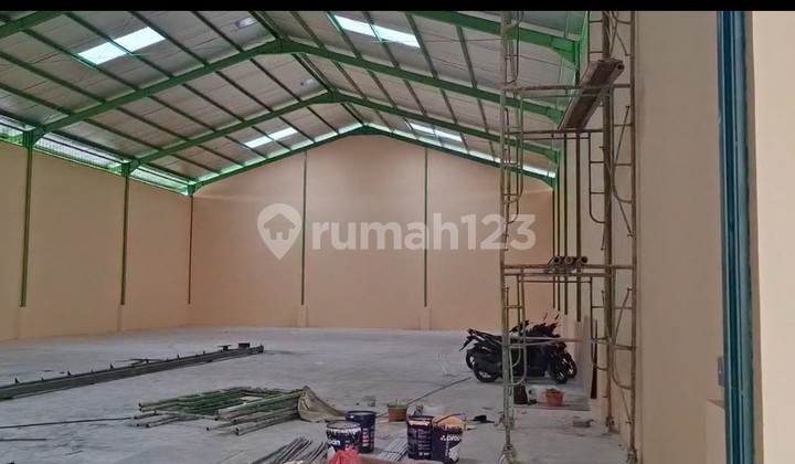 Curug Warehouse, Tangerang Area 1250m² Curug Warehouse, Tangerang Area 1250m²