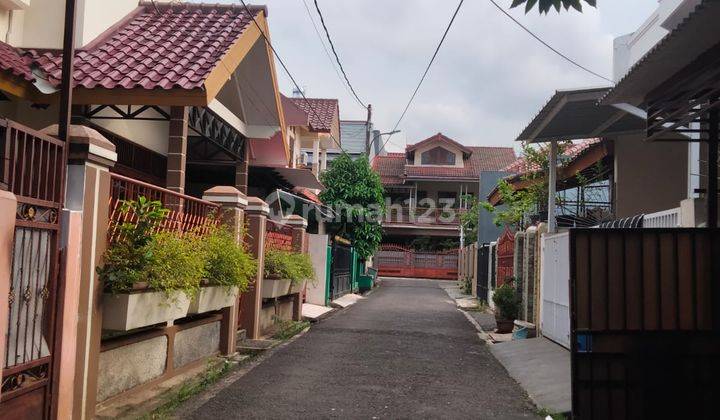 Rumah Dekat Stasiun Kreta Di Malaka Jakarta-timur 1