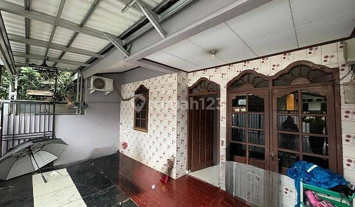 Rumah Dekat Stasiun Kreta Di Malaka Jakarta-timur 2