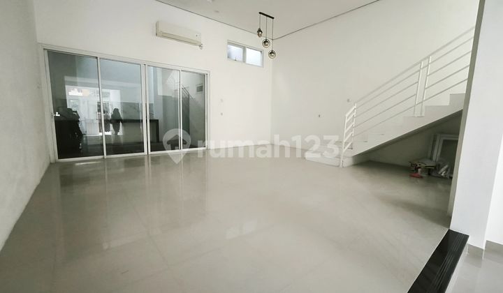 Rumah Bagus SHM Perumahan Imperial Gading, Jakarta Utara 2