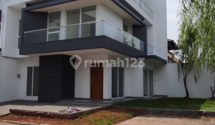 Dijual Rumah Hook Cantik Minimalis Modern 3 Lantai di Jakarta Barat Taman Surya bisa KPR dan Carport bisa 6-8Mobil