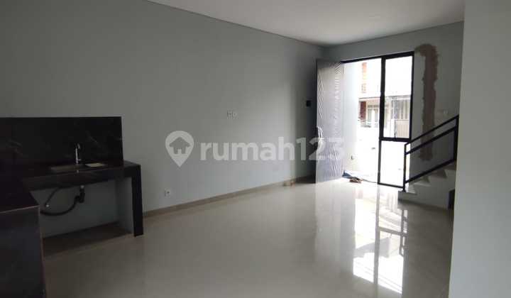 New 2-Story House in West Jakarta Near Schools and Popular West Jakarta Market, Eligible for KPR 2