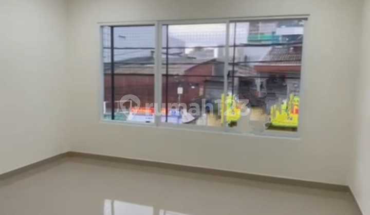 For Rent House As Is Size 9x12m2 in Taman Surya, West Jakarta