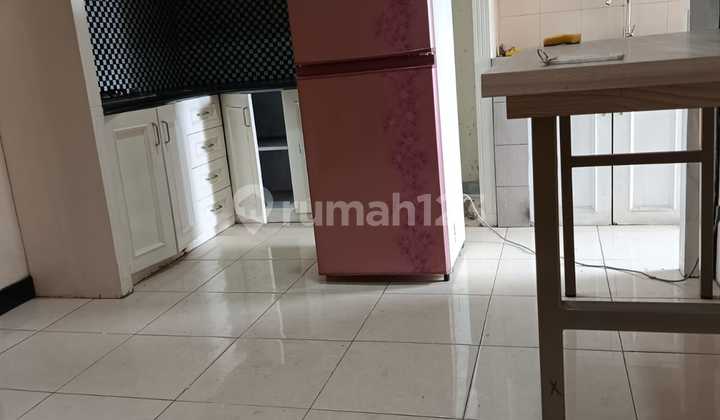 Disewakan Murah Apartemen City Resort Tower Marigold Full Furnished Type 2 Kamar Tidur 2