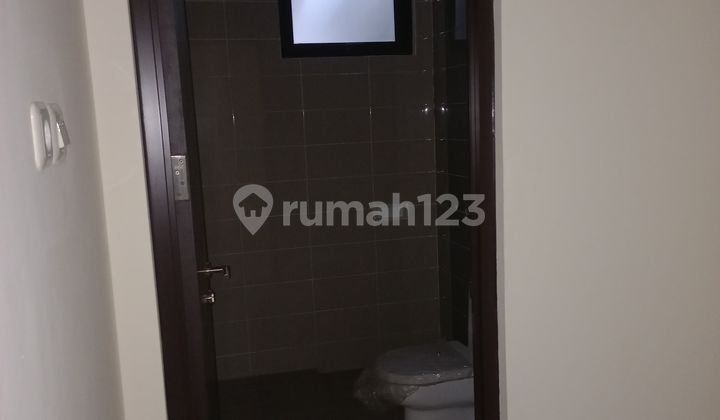 Rumah 2 Lantai Casa Jardin 6 X 15m² Di Jakarta Barat 2