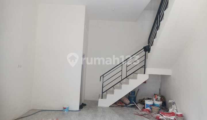 For Rent 3-Story Shop House in Tegal Alur, West Jakarta 2