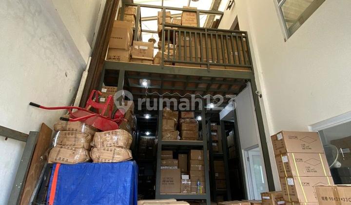 For Rent 3.5-Story Shop House in Jelambar, West Jakarta 2