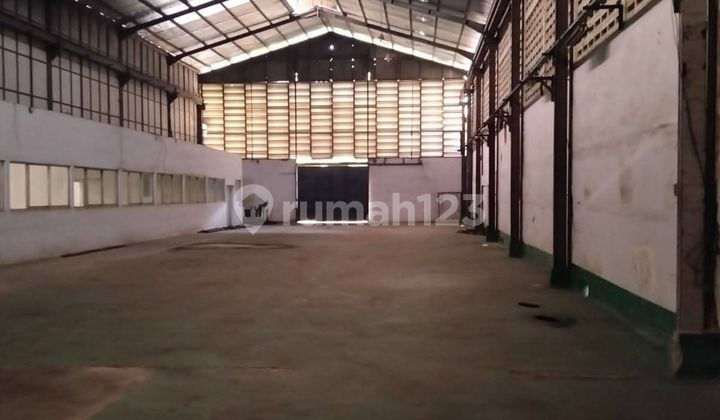 Di Sewakan Gudang Industri Kebon Besar Tangerang Gudang A 2100m²