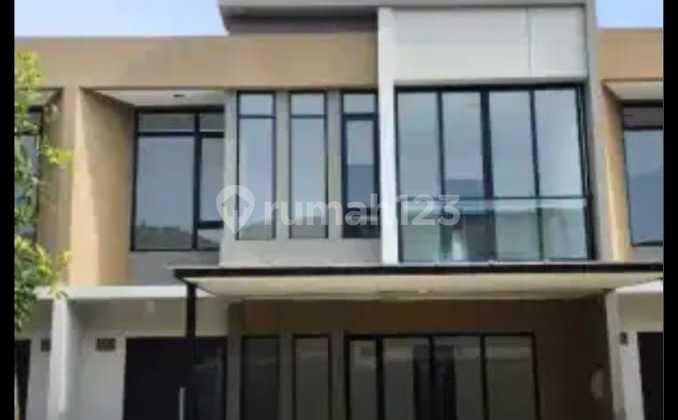 Disewakan Rumah Furnished 8X10m² di Pik 2 Cluster California