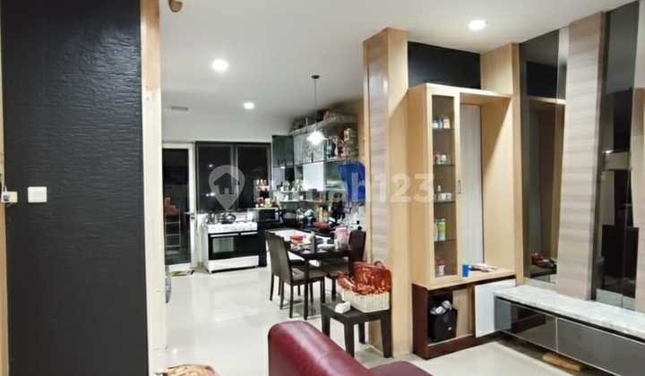 Dijual Rumah 2 Lantai di Casa Jardin Cluster Jakarta Barat 6 X 15M2