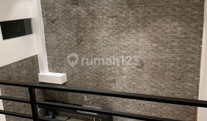 Rumah Baru 2 Lantai di Meruya Kembangan Jakarta Barat 2