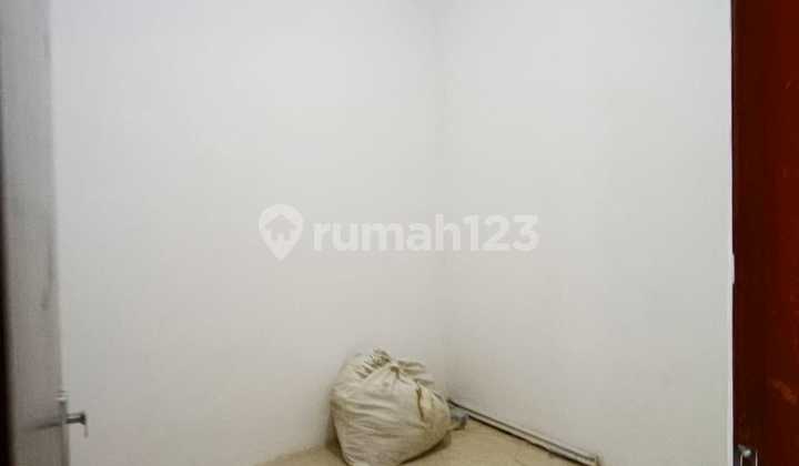 Fully Renovated 2-Story Teluk Gong House Fully Renovated 2-Story Teluk Gong House