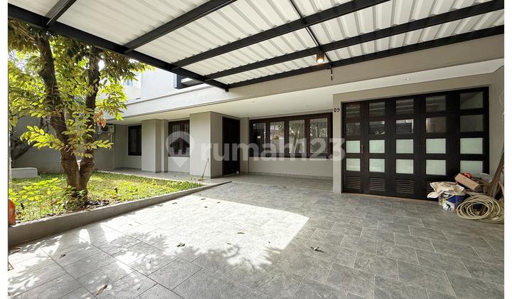 Disewakan Rumah Jakarta Barat Jarang Ada Lokasi Premium Luas 15 X 20m² Di Sunrise Garden