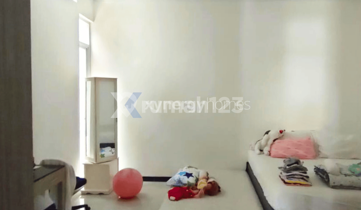 Rumah 1,5 Lantai SHM Modern Minimalis di Taman Holis Indah 1 Bandung 2