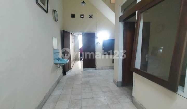 DIJUAL RUKO 2,5 Lantai DI CIBADAK- siap pakai, BANDUNG >>NE DIJUAL RUKO 2,5 Lantai DI CIBADAK- siap pakai, BANDUNG >>NE