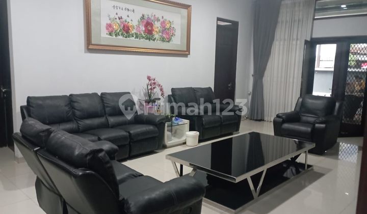 House, Freehold Certificate, in Mekar Wangi Bandung Furnished Lc 2