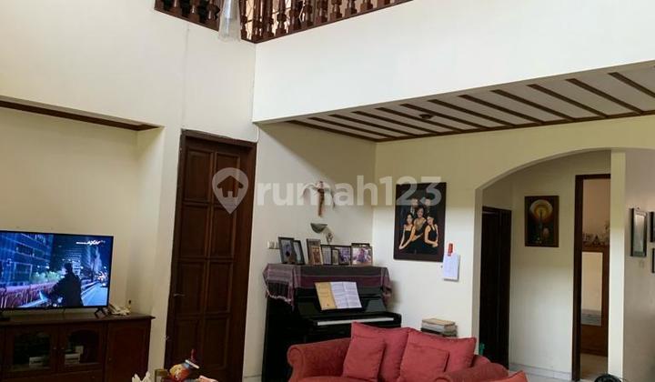 DIJUAL CEPAT RUMAH CANTIK DI BINTARO - JAKSEL, Lantai kayu jati - semi furnished    **M