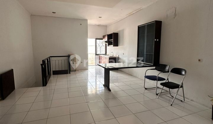 For Rent: Ready-to-Occupy Shop at Singgasana Indrayasa Bandung Lc 1