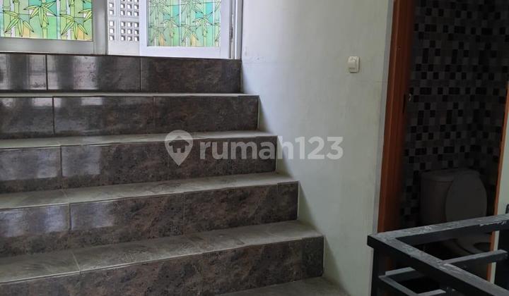 Disewakan Ruko 2 Lantai Terusan Jakarta, Bandung M-S Disewakan Ruko 2 Lantai Terusan Jakarta, Bandung M-S