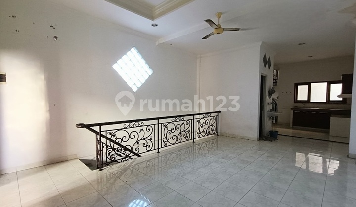 Simpang Lima Semarang 3-Bedroom House Ready to Occupy 2