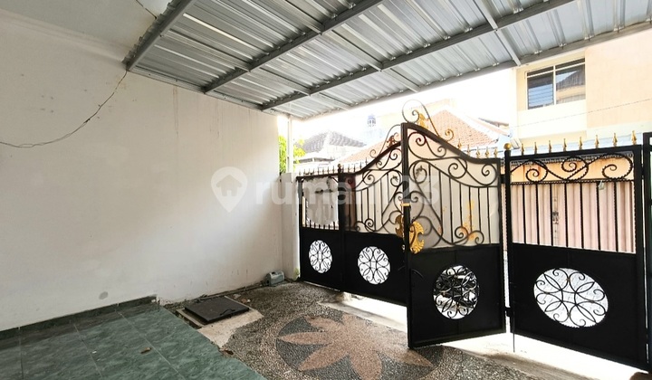 Simpang Lima Semarang 3-Bedroom House Ready to Occupy 1