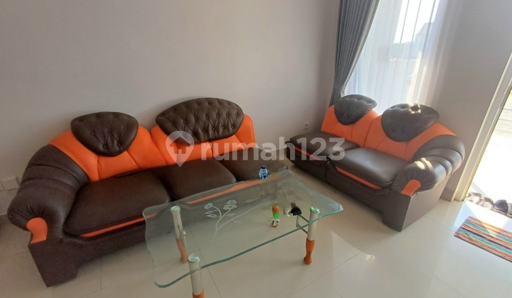 Sewa Rumah Bagus Tengah Kota Full Furnish 2