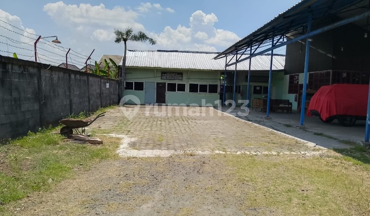 Good Warehouse in East Semarang Area.Truck Access. Good Warehouse in East Semarang Area.Truck Access.