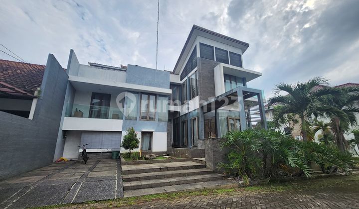 Cantik Dan Elite Dekat Pintu Tol Banyumanik 2