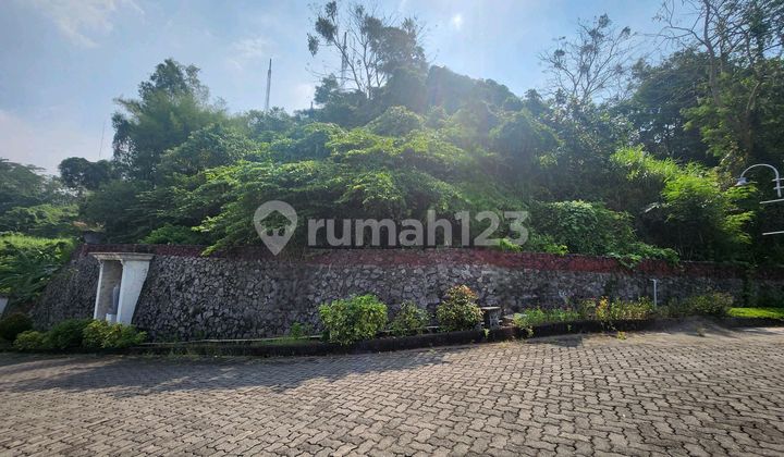 Elite Neighborhood Beautiful Land View 1